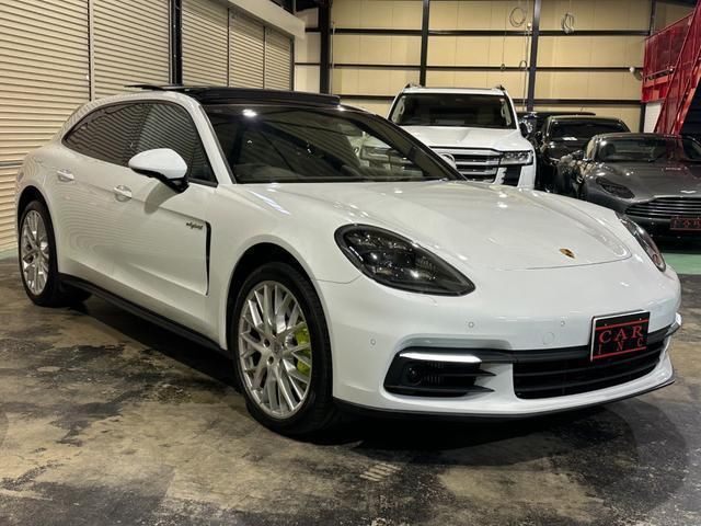 2019 Porsche PANAMERA — миниатюра 2