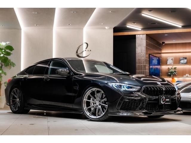 صورة 1 لـ 2020 BMW M8