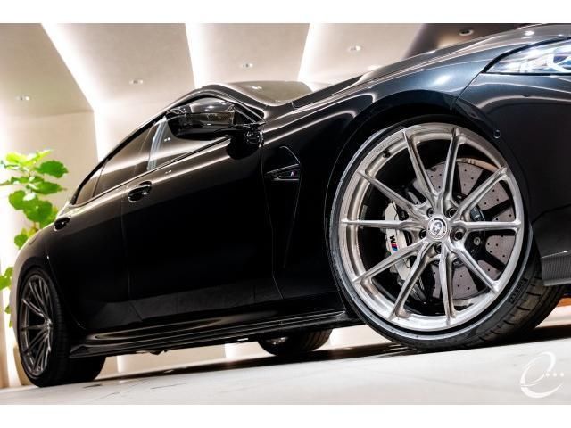 صورة 9 لـ 2020 BMW M8