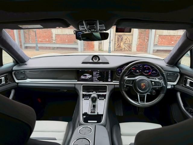 صورة 3 لـ 2020 Porsche PANAMERA