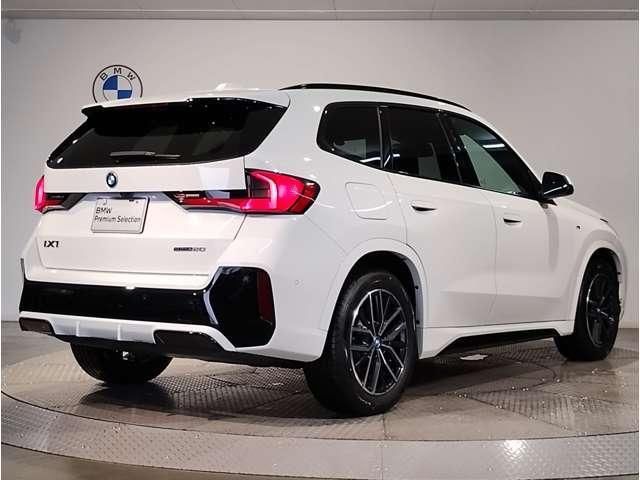 2024 BMW IX1 照片 3
