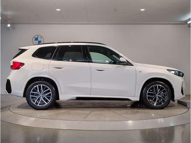 2024 BMW IX1 照片 7