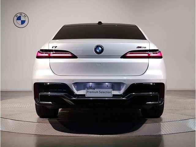 2025 BMW I7 — фото 8