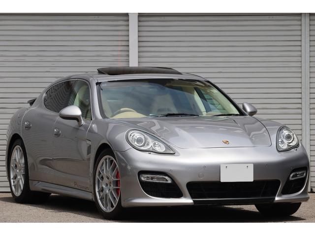 صورة 1 لـ 2012 Porsche PANAMERA