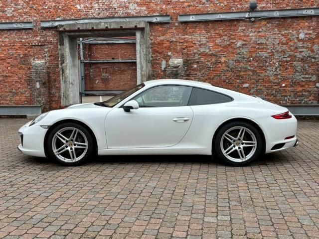 صورة 7 لـ 2016 Porsche 911