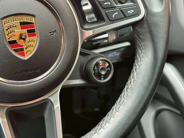 صورة 6 لـ 2021 Porsche CAYENNE COUPE