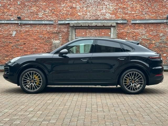 صورة 9 لـ 2021 Porsche CAYENNE COUPE