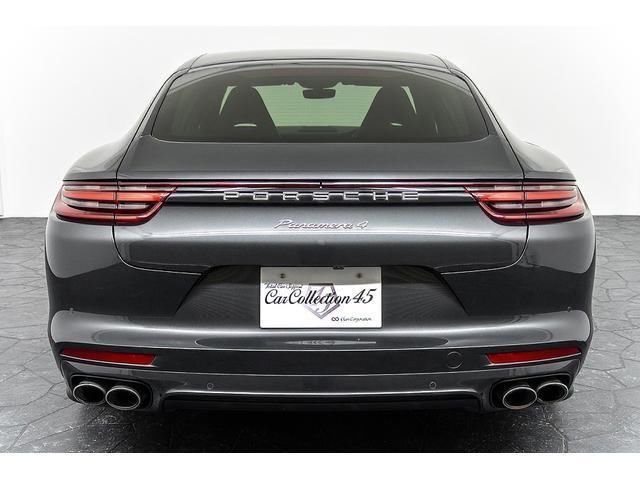 صورة 2 لـ 2017 Porsche PANAMERA