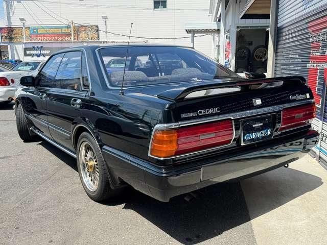 1989 Nissan CEDRIC — фото 2