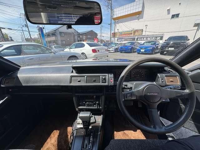1989 Nissan CEDRIC — фото 4
