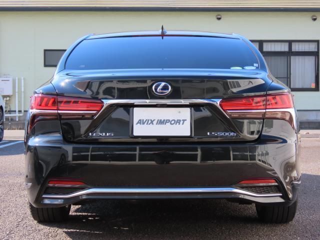 2018 Lexus LS photo 4