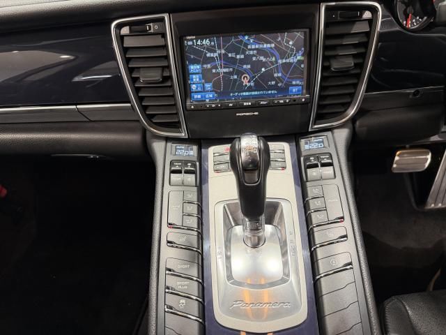 صورة مصغرة 8 لـ 2014 Porsche PANAMERA