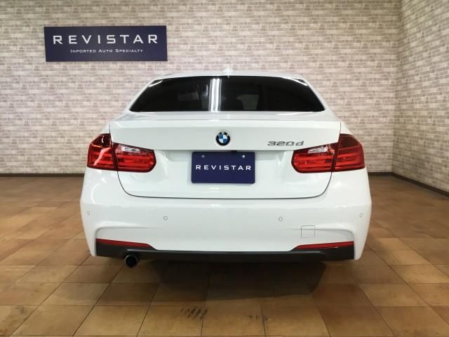 2015 BMW 3 SERIES photo 4