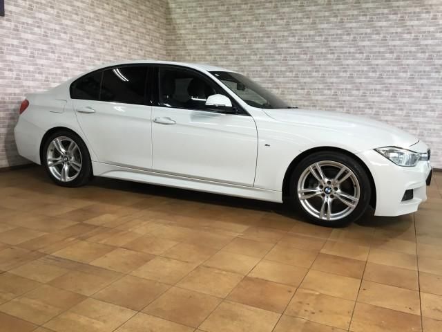 2015 BMW 3 SERIES photo 8
