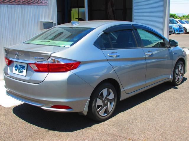 2015 Honda GRACE — фото 2