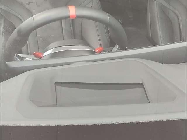 2025 BMW M3 缩略图 3