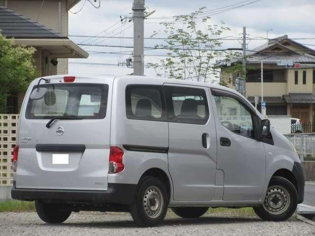 2009 Nissan NV200 VANETTE VAN photo 2