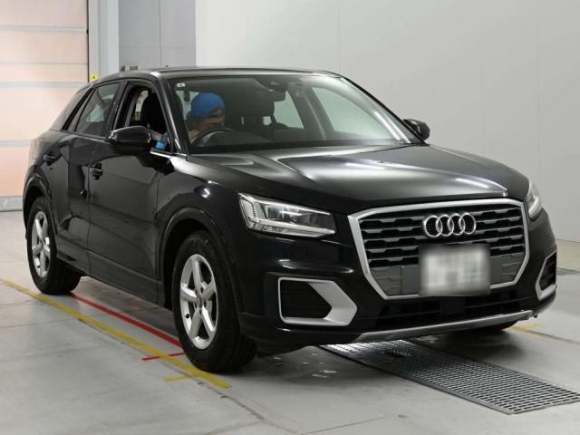 صورة 7 لـ 2017 AUDI Q2
