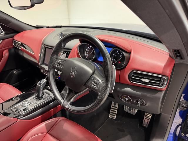 صورة مصغرة 4 لـ 2018 Maserati GRAN SPORT