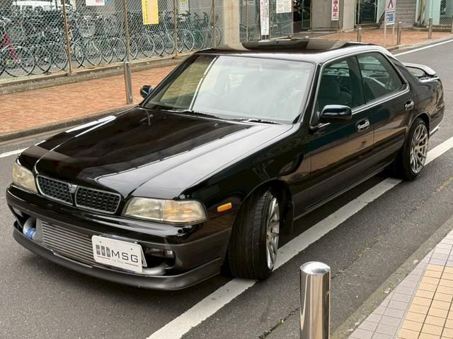 1995 Nissan LAUREL 照片 2