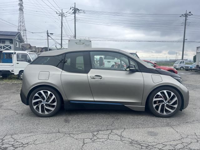 صورة 4 لـ 2017 BMW I3