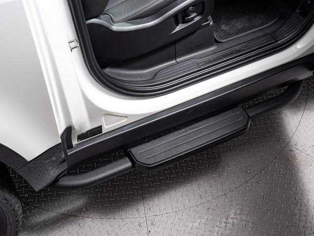 صورة 4 لـ 2025 LAND Rover DEFENDER