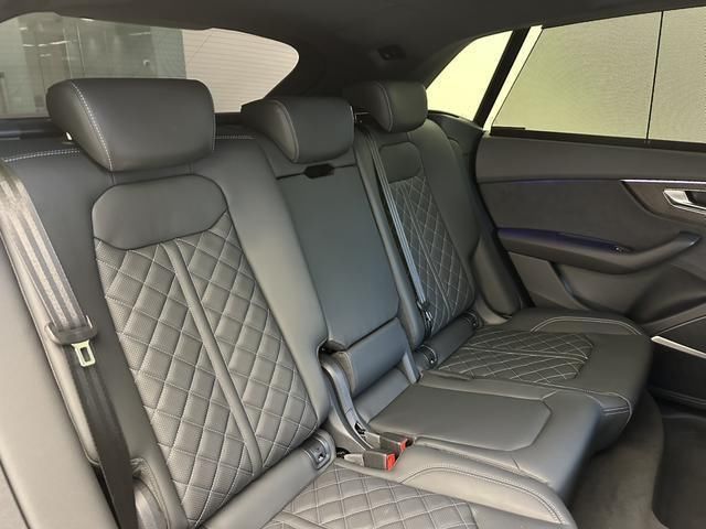صورة 5 لـ 2023 AUDI SQ8