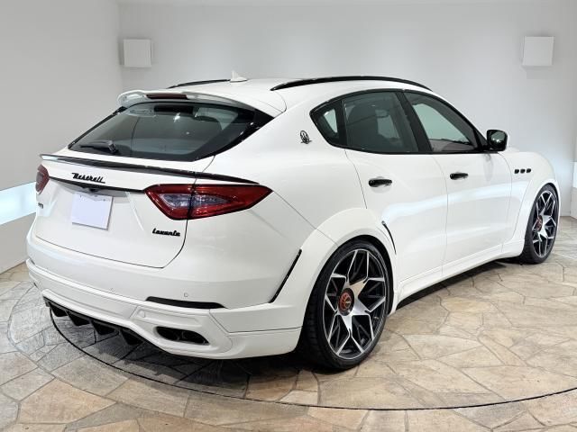 صورة مصغرة 3 لـ 2018 Maserati LEVANTE