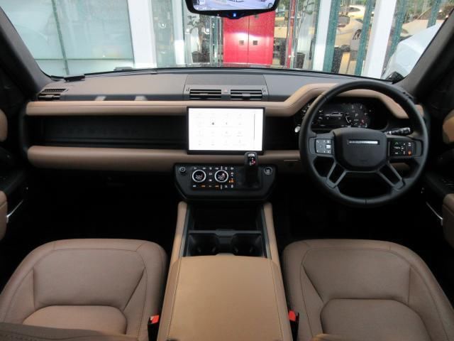 صورة مصغرة 9 لـ 2025 LAND Rover DEFENDER
