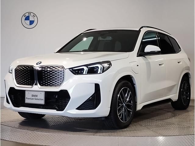 2025 BMW IX1 照片 1