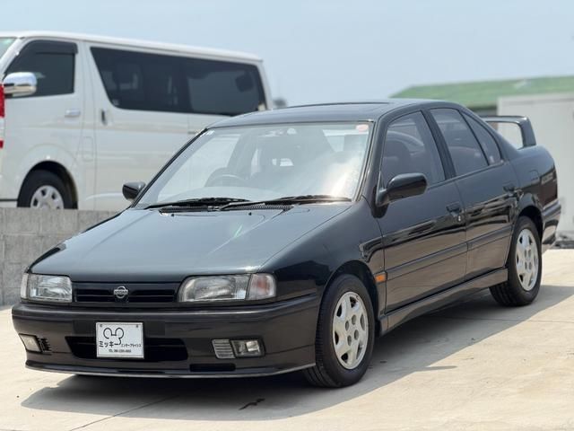 1991 Nissan PRIMERA 照片 2