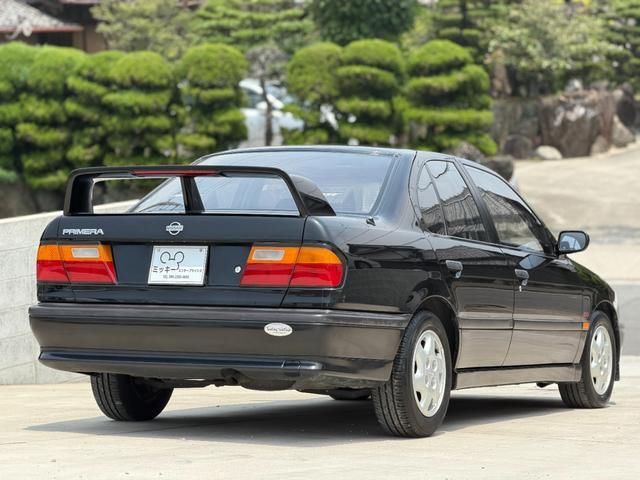 1991 Nissan PRIMERA 照片 4