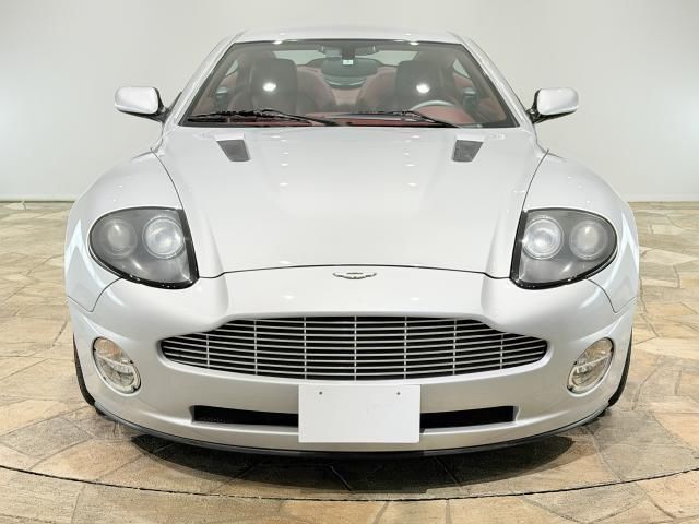 2003 Aston Martin VANQUISH — фото 2