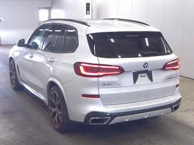 2021 BMW X5 照片 2
