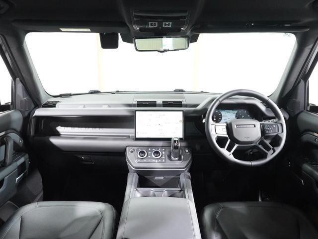 صورة 2 لـ 2025 LAND Rover DEFENDER