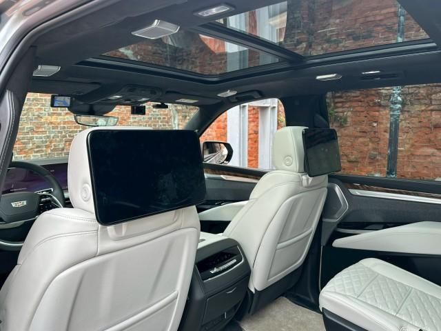 صورة مصغرة 5 لـ 2025 Cadillac ESCALADE