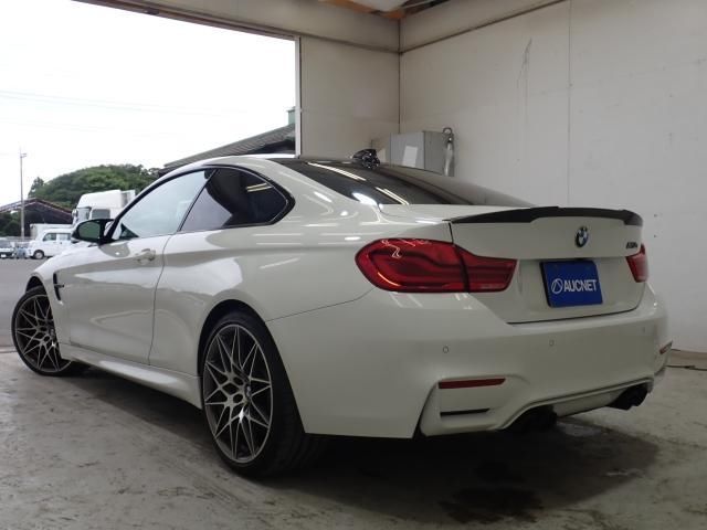 2017 BMW M4 照片 2