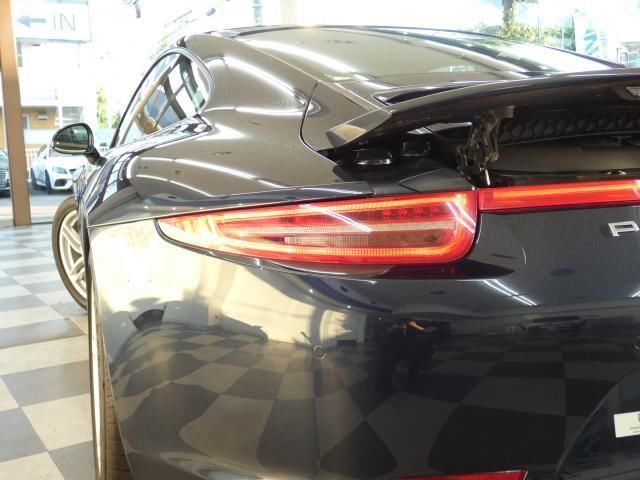 صورة 5 لـ 2015 Porsche 911