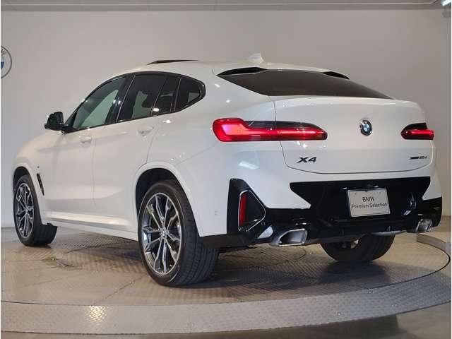 صورة 8 لـ 2023 BMW X4