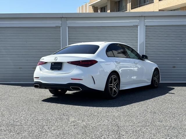 2025 Mercedes-BENZ C-CLASS 照片 3