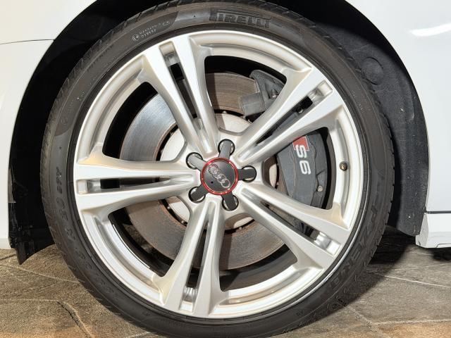 2013 AUDI S6AVANT 照片 9