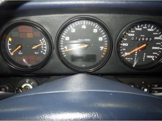 1994 Porsche 911 — миниатюра 6