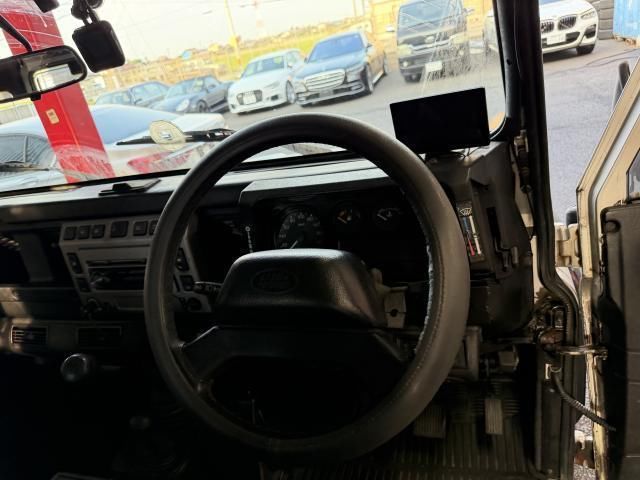 صورة مصغرة 7 لـ 2004 LAND Rover DEFENDER