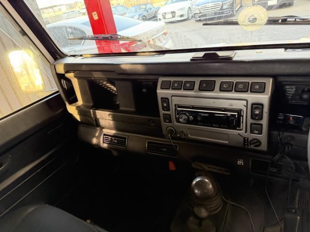 صورة مصغرة 8 لـ 2004 LAND Rover DEFENDER