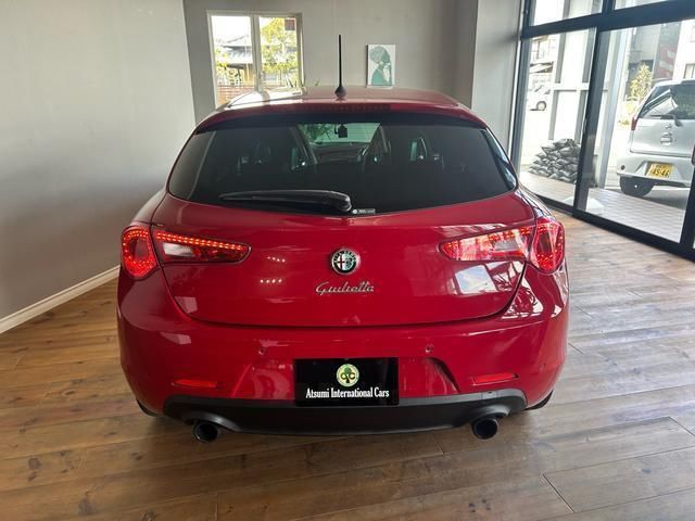صورة مصغرة 9 لـ 2015 ALFA Romeo GIULIETTA