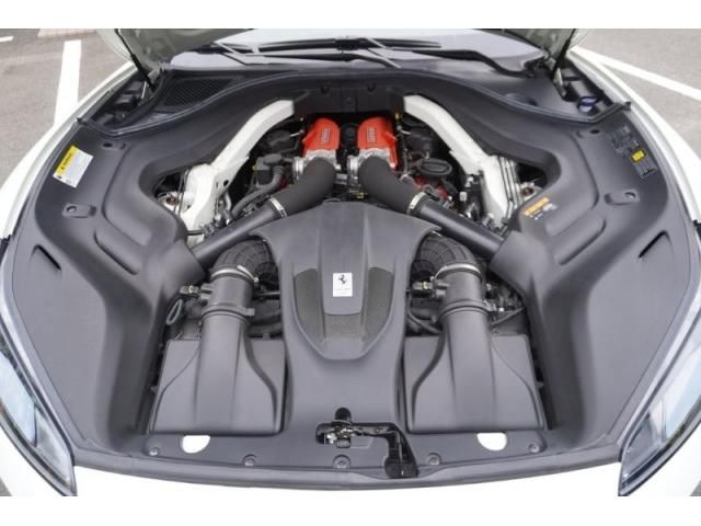 2020 Ferrari PORTOFINO — миниатюра 9