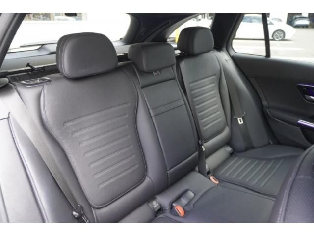 2025 Mercedes-BENZ C-CLASS 照片 6
