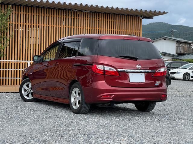 2011 Nissan LAFESTA 照片 2