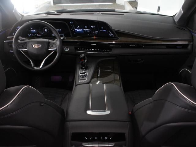 2024 Cadillac ESCALADE 缩略图 2