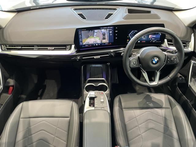 2025 BMW X1 照片 2
